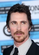 Кристиан Бэйл (Christian Bale) 2009-06-23 At Public Enemies Premiere in LA - 184xHQ 6da8a4207596735