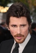 Кристиан Бэйл (Christian Bale) 2009-06-23 At Public Enemies Premiere in LA - 184xHQ Ce7357207596018